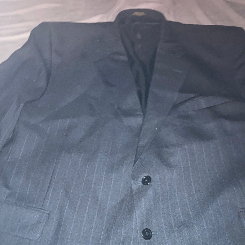Men’s sport coat.